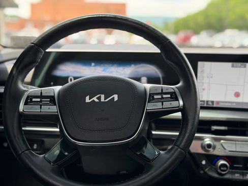 Used 2024 Kia Telluride SX Prestige X-Pro AWD/4WD image 19