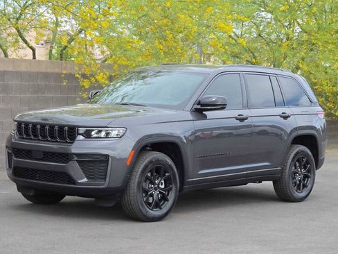 New 2026 Jeep Grand Cherokee Altitude AWD/4WD image 19