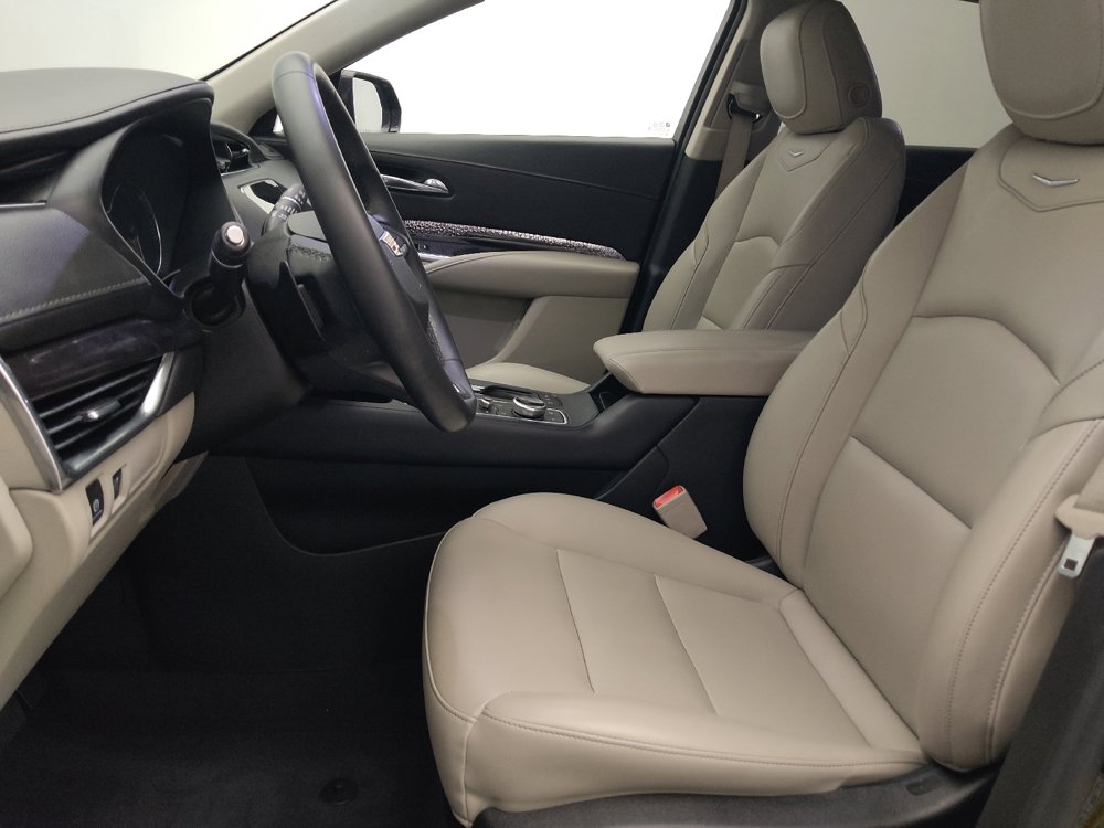 Used 2020 Cadillac XT4 Luxury FWD image 17