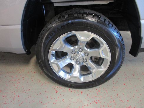 Used 2019 RAM 1500 Big Horn image 18