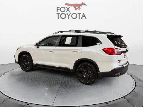 Used 2025 Subaru Ascent Onyx Edition w/ Onyx Package AWD/4WD image 4
