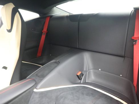 Certified 2022 Ferrari Roma RWD image 18