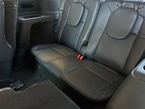 New 2026 Lincoln Aviator 2WD w/ Jet Appearance Package image 14