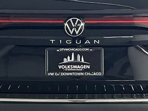 New 2026 Volkswagen Tiguan SE AWD/4WD image 36