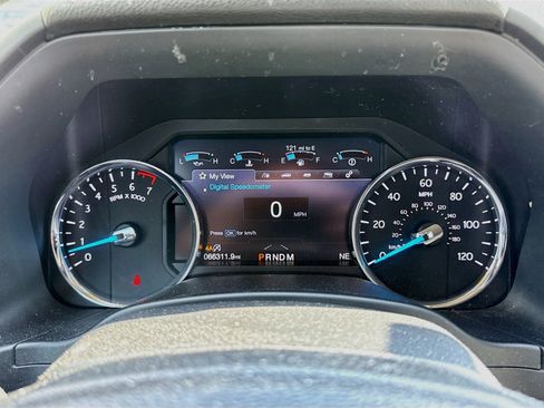 Used 2019 Ford Expedition Platinum AWD/4WD image 13