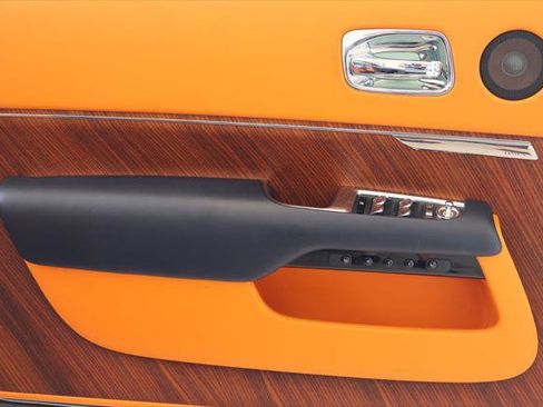 Certified 2016 Rolls-Royce Dawn RWD image 3