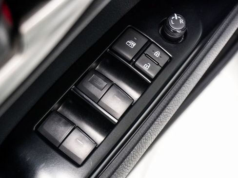 Used 2025 Toyota Camry LE FWD image 19