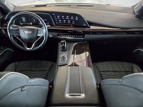 Used 2022 Cadillac Escalade Sport Platinum w/ LPO, ONYX Package AWD/4WD image 16