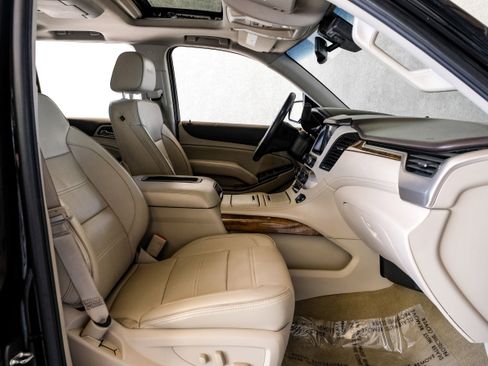 Used 2016 GMC Yukon Denali w/ Open Road Package image 34