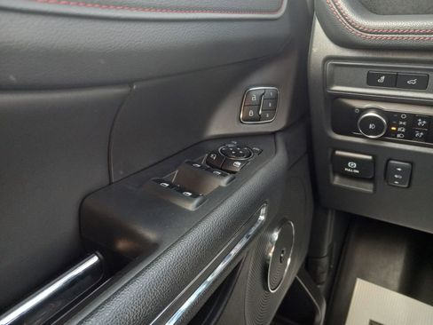 Used 2023 Ford Expedition Limited image 29