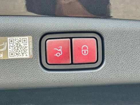 New 2025 Mercedes-Benz E 350 Sedan image 15