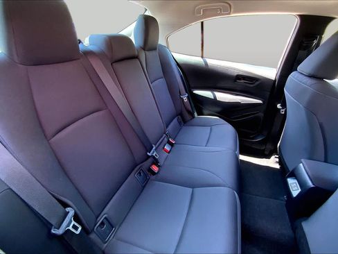 Used 2025 Toyota Corolla LE FWD image 19