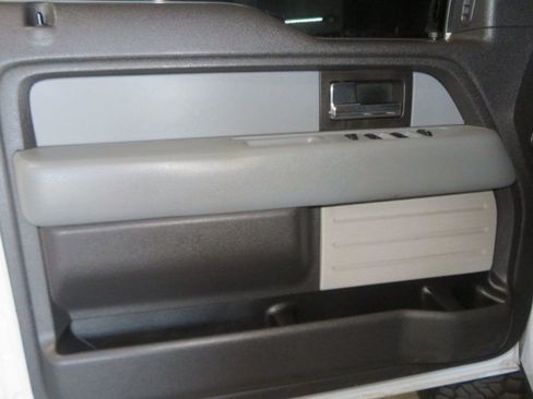 Used 2014 Ford F150 XLT w/ Equipment Group 301A Mid image 16