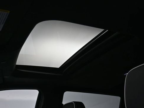 Used 2024 GMC Sierra 1500 AT4X image 23