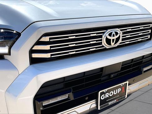 Used 2026 Toyota 4Runner Limited AWD/4WD image 30