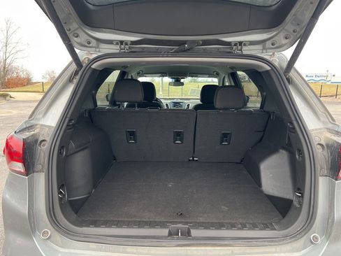 Used 2023 Chevrolet Equinox LT image 7