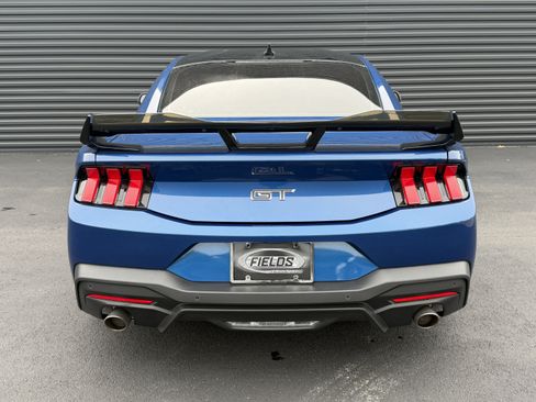 Used 2024 Ford Mustang GT RWD image 10