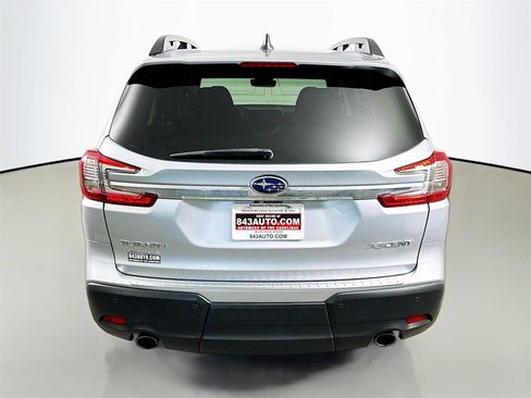 Used 2023 Subaru Ascent Premium w/ Convenience Package image 6