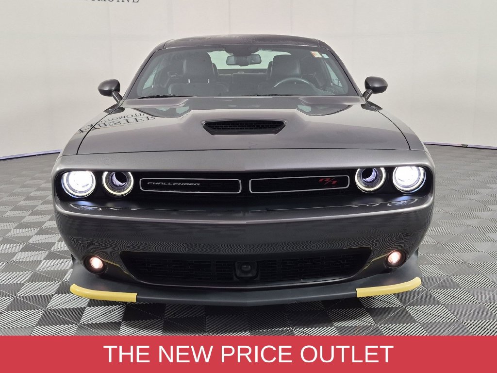 Used 2023 Dodge Challenger R/T w/ Plus Package RWD image 9