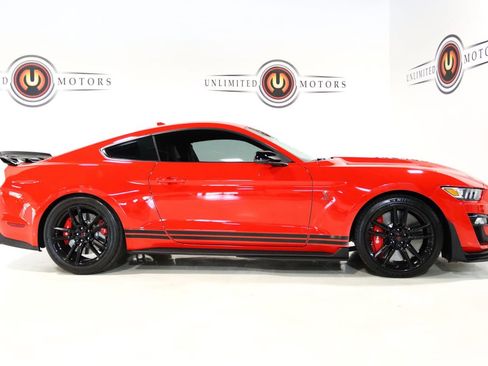 Used 2020 Ford Mustang Shelby GT500 w/ Technology Package RWD image 86