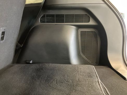 Certified 2022 Ford Escape SEL image 30