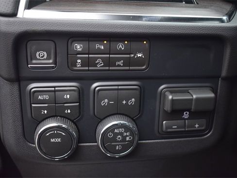 New 2026 Chevrolet Tahoe Premier image 26