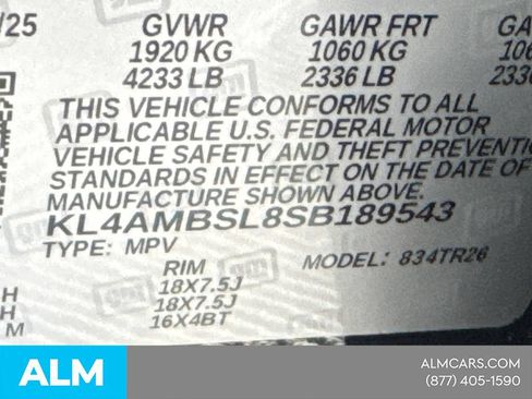 Used 2025 Buick Encore GX Preferred FWD image 35