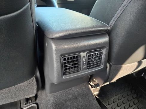 Used 2018 Toyota Camry XSE w/ Driver Assist Package FWD image 12