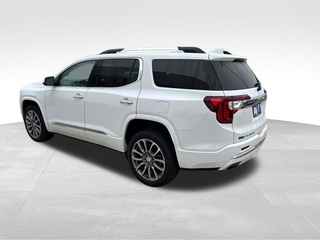 Used 2023 GMC Acadia Denali AWD/4WD image 4