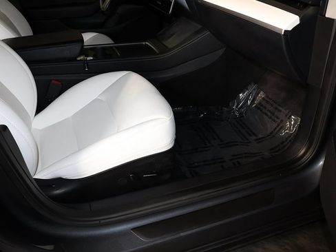 Used 2023 Tesla Model 3 Standard Range RWD image 33