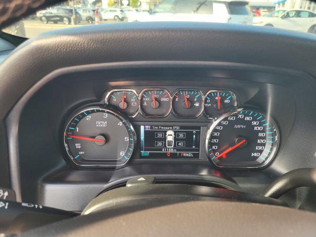 Used 2018 Chevrolet Silverado 1500 LT w/ LT Eassist Package RWD image 29