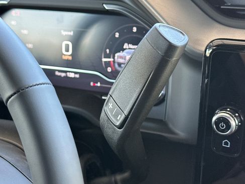 New 2025 GMC Sierra 2500 Denali w/ Denali Reserve Package image 22