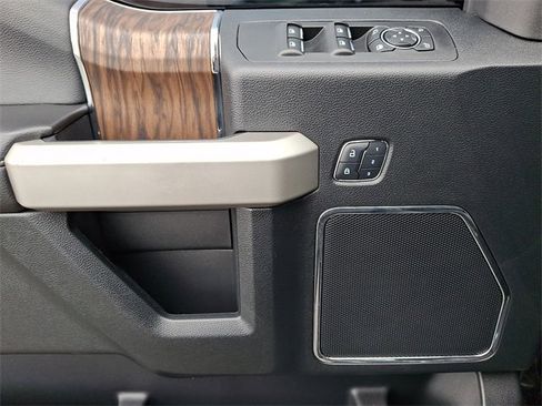 Certified 2018 Ford F150 Lariat image 12