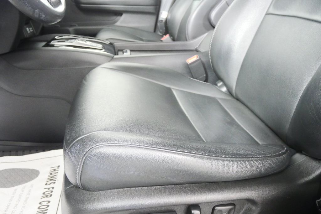 Used 2019 Honda Pilot Touring image 11