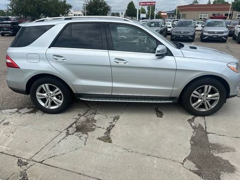 Used 2015 Mercedes-Benz ML 350 4MATIC image 2