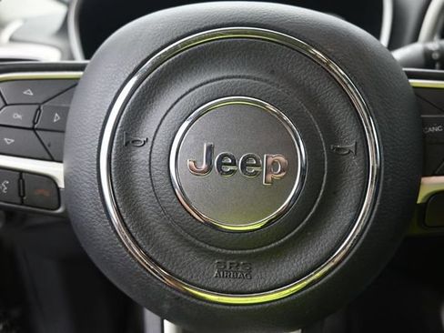 Used 2018 Jeep Compass Latitude w/ Popular Equipment Group AWD/4WD image 11