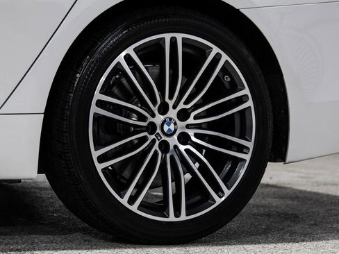 Used 2018 BMW 540i w/ M Sport Package image 68