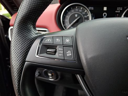 Certified 2023 Maserati Levante GT AWD/4WD image 22