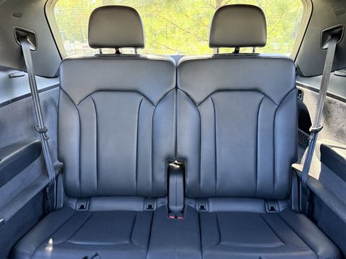 Used 2018 Audi Q7 3.0T Premium image 44