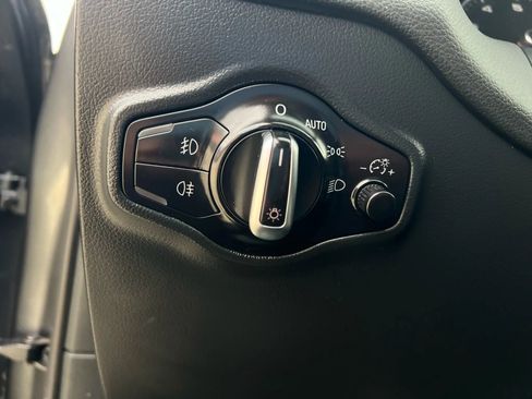 Used 2017 Audi Q5 2.0T Premium image 16