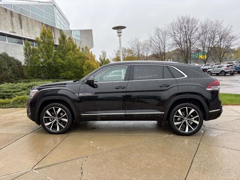 New 2026 Volkswagen Atlas Cross Sport SEL Premium R-Line AWD/4WD image 4