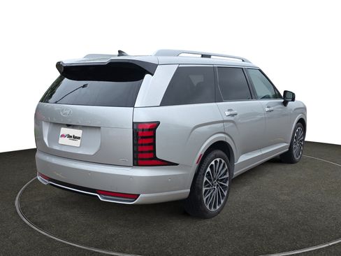 Certified 2026 Hyundai Palisade Calligraphy AWD/4WD image 6
