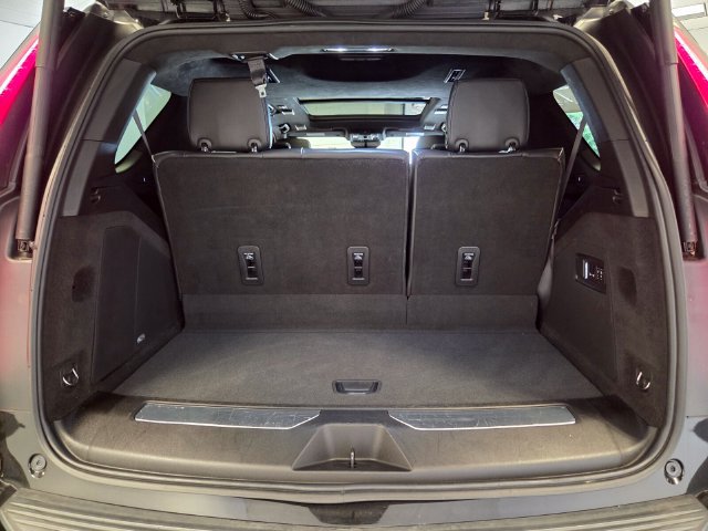 Used 2023 Cadillac Escalade Sport Platinum w/ LPO, ONYX Package AWD/4WD image 15