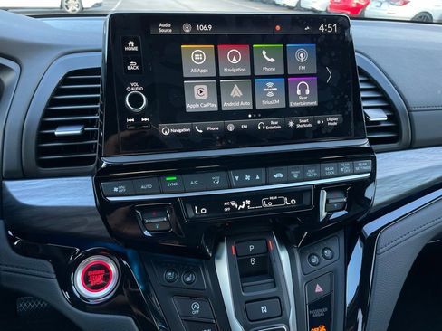 New 2026 Honda Odyssey Elite image 18