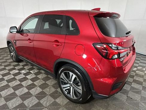 Used 2024 Mitsubishi Outlander Sport ES AWD/4WD image 5