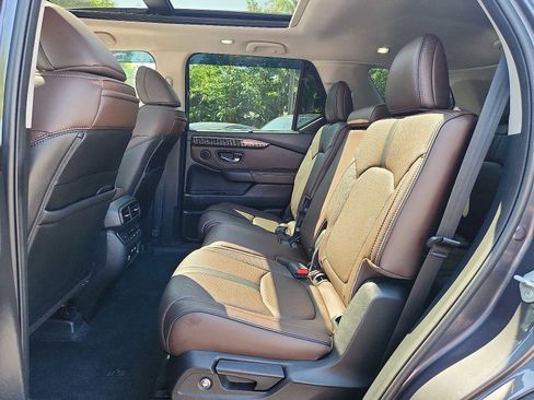Certified 2023 Honda Pilot Elite image 10