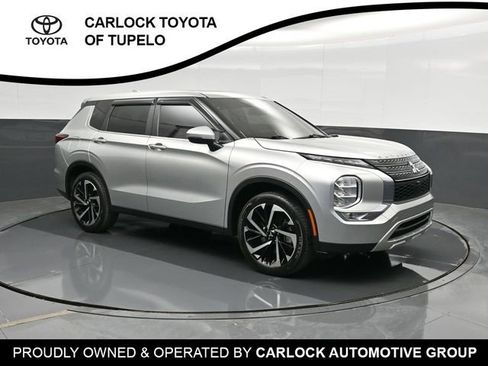 Used 2024 Mitsubishi Outlander SE image 5