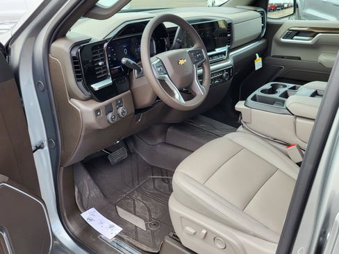 New 2026 Chevrolet Silverado 1500 LT w/ Texas Edition Plus RWD image 13