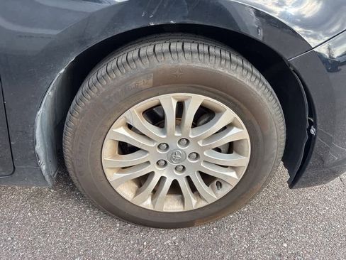 Used 2015 Toyota Sienna XLE Premium image 6