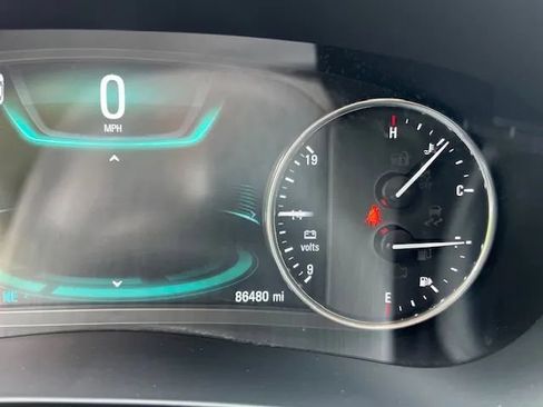 Used 2018 Buick LaCrosse Essence FWD image 21